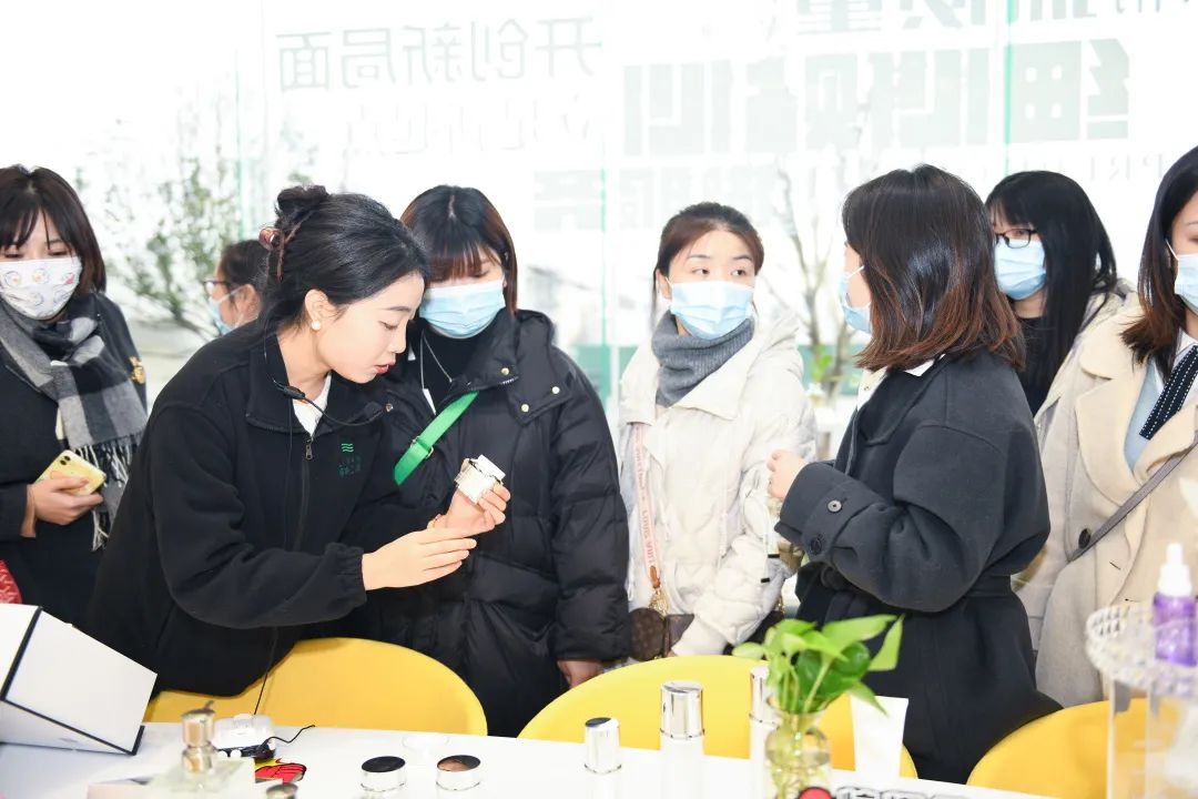 1651303523493471.jpg msfw-03.jpg